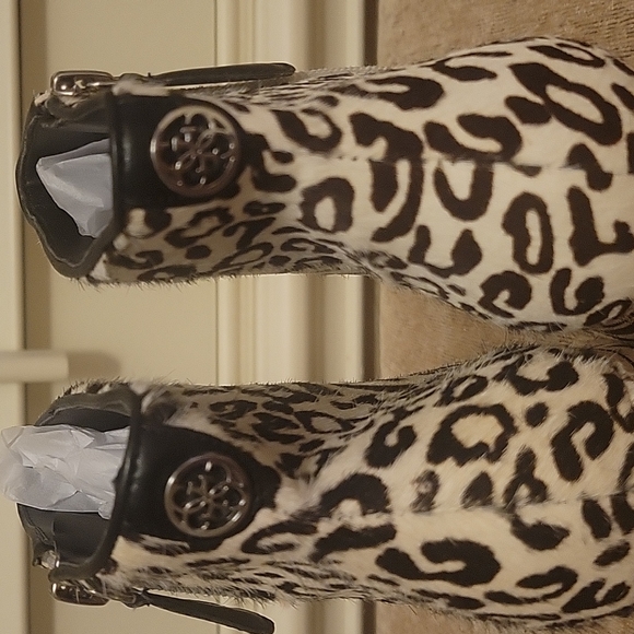 Guess Calf Skin Ankle Booties .Size 6 ๐ฅ๐ - Picture 5 of 8